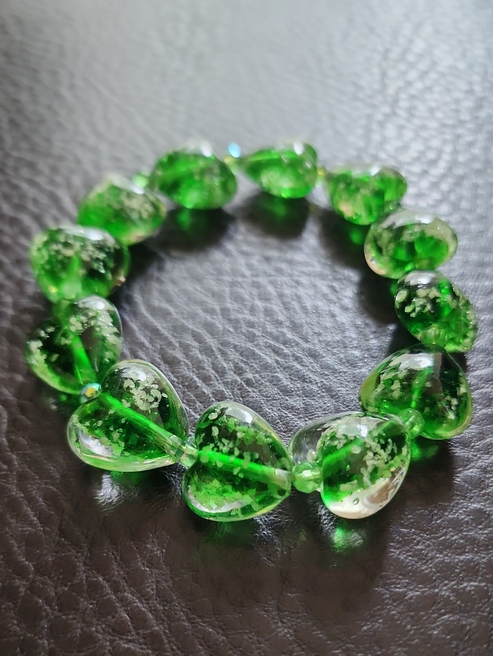 Green Heart Glass Bead Stretch Bracelet